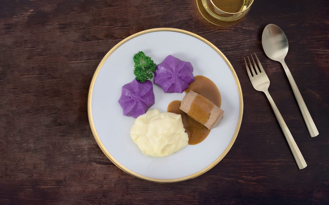 Rindsroulade mit Apfel-Rotkohl und Rahmkartoffeln