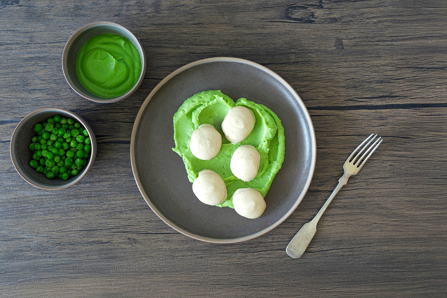 Rezeptidee Gemüse-Klößchen an Erbsen-Kartoffelpüree