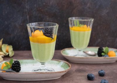 Erbsen-Panna-Cotta mit Mango