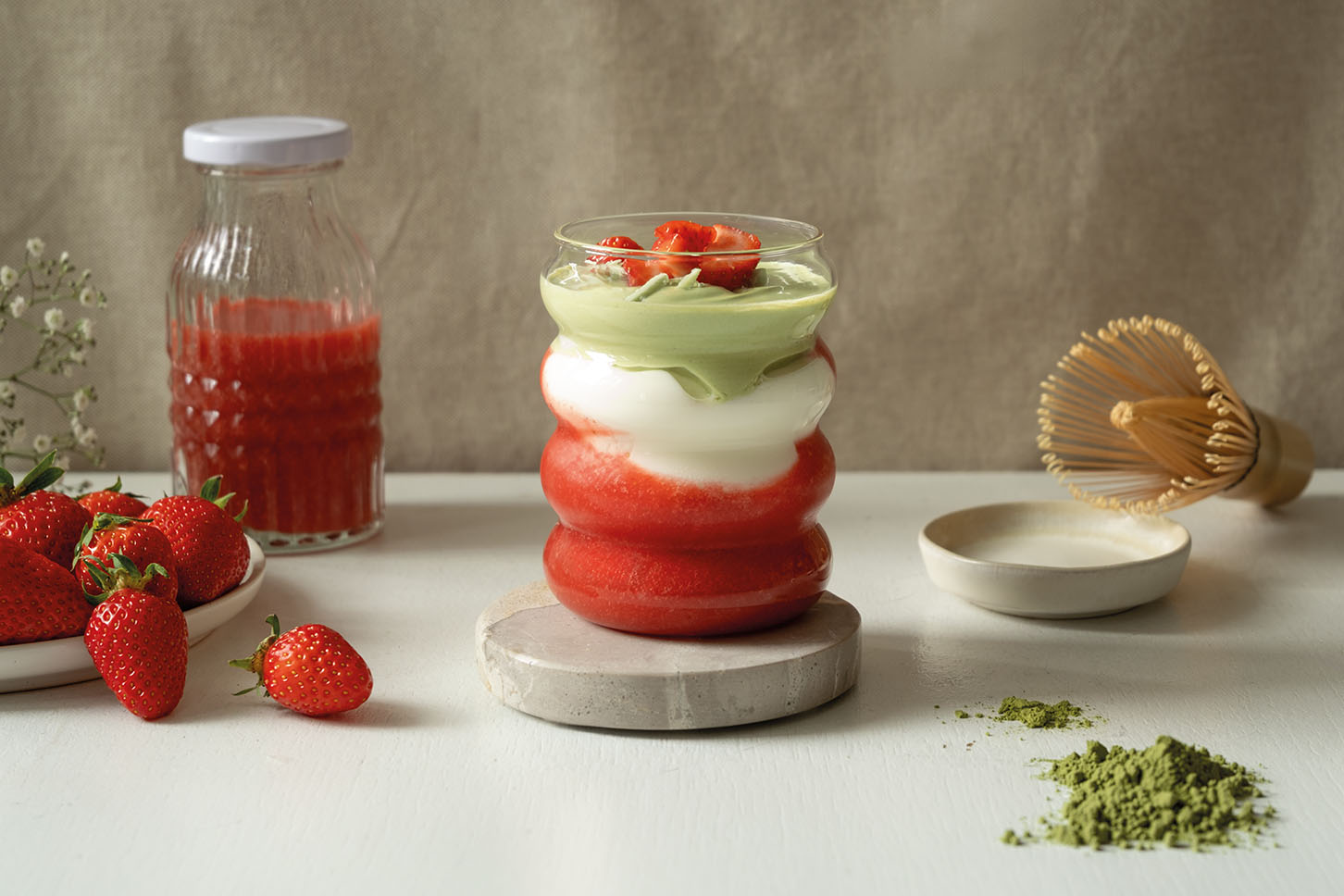 Rezept Strawberry-Matcha-Joghurt für feinst pürierte Kost bei Kau- und Schluckstörungen