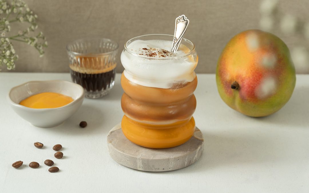 Mango Iced Latte mit Espresso